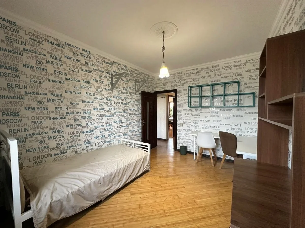 Satılır 5 otaqlı Mənzil 120 m² Xətai r.