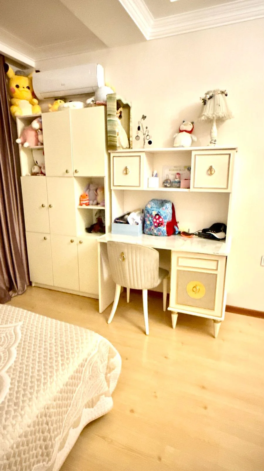 Kirayə 3 otaqlı Mənzil 185 m² Nəsimi r.