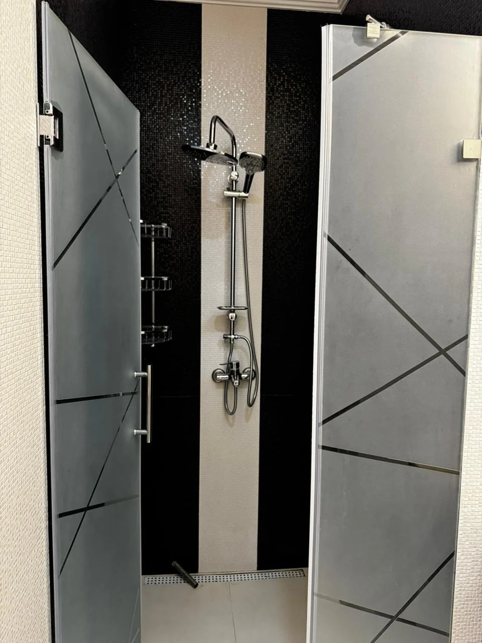 Kirayə 2 otaqlı Mənzil 95 m² Nizami r. Nizami m. – şəkil 6