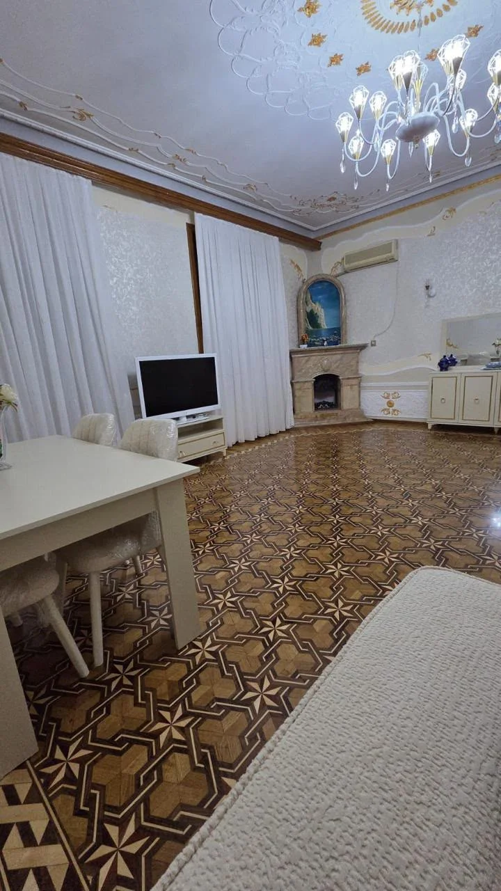 Kirayə 3 otaqlı Mənzil 100 m² Nəsimi r. – şəkil 2