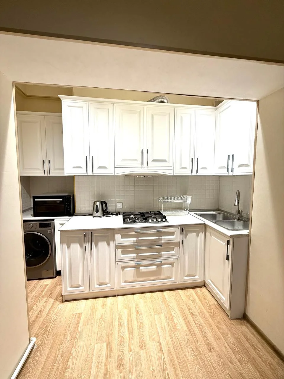 Kirayə 3 otaqlı Mənzil 92 m² Nəsimi r.