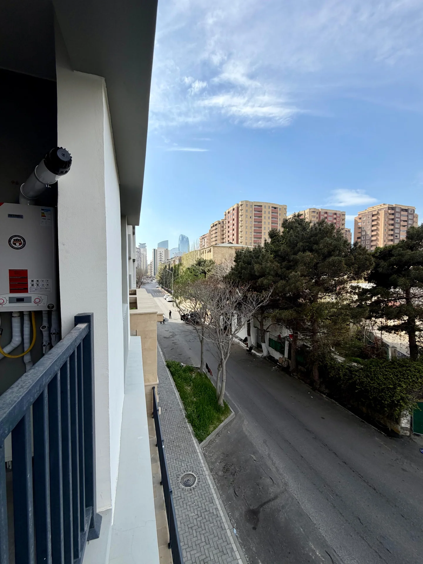 Kirayə 2 otaqlı Mənzil 90 m² Nəsimi r. – şəkil 12