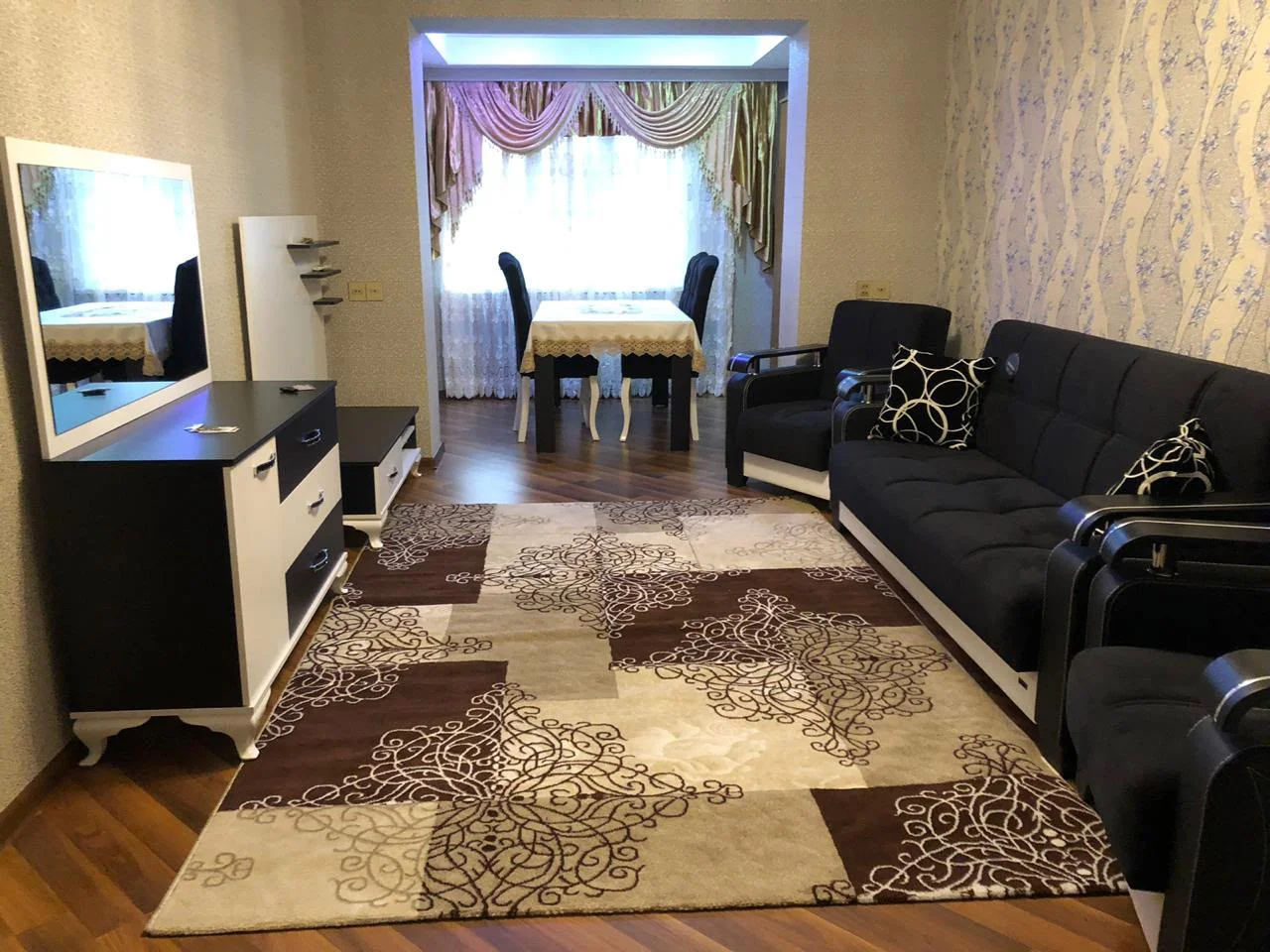 Kirayə 2 otaqlı Mənzil 60 m² Yasamal r. İnşaatçılar m. – şəkil 1
