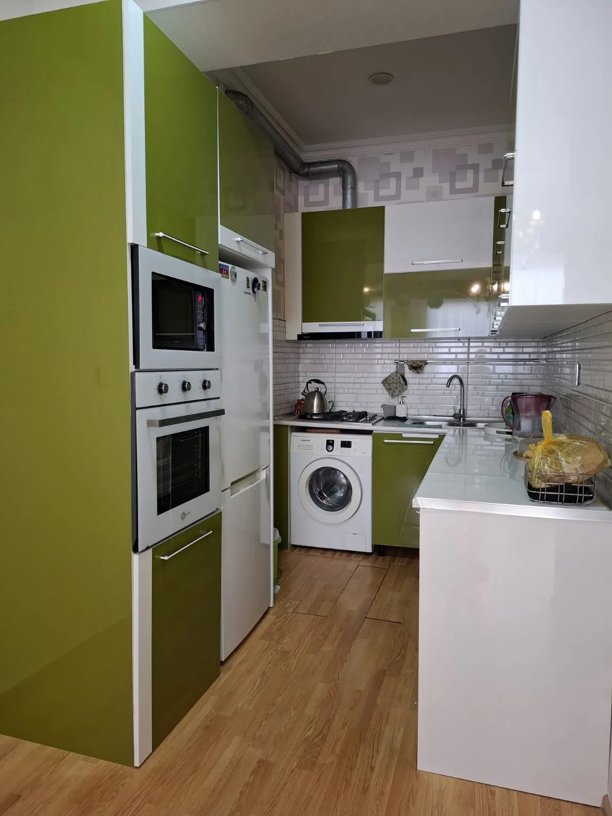 Kirayə 2 otaqlı Mənzil 70 m² Nizami r.