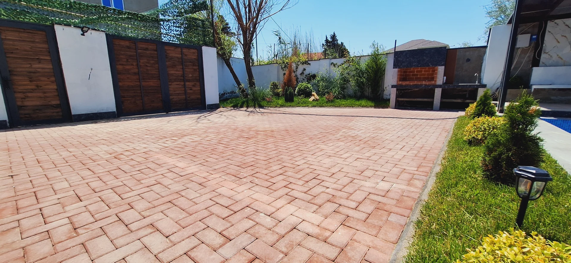 Satılır 5 otaqlı Həyət evi / Bağ evi 230 m² Abşeron r.