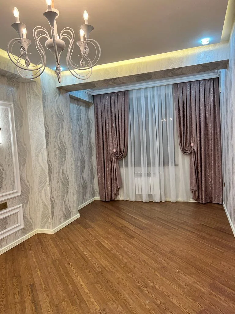 Satılır 3 otaqlı Mənzil 125 m² Nəsimi r. – şəkil 14