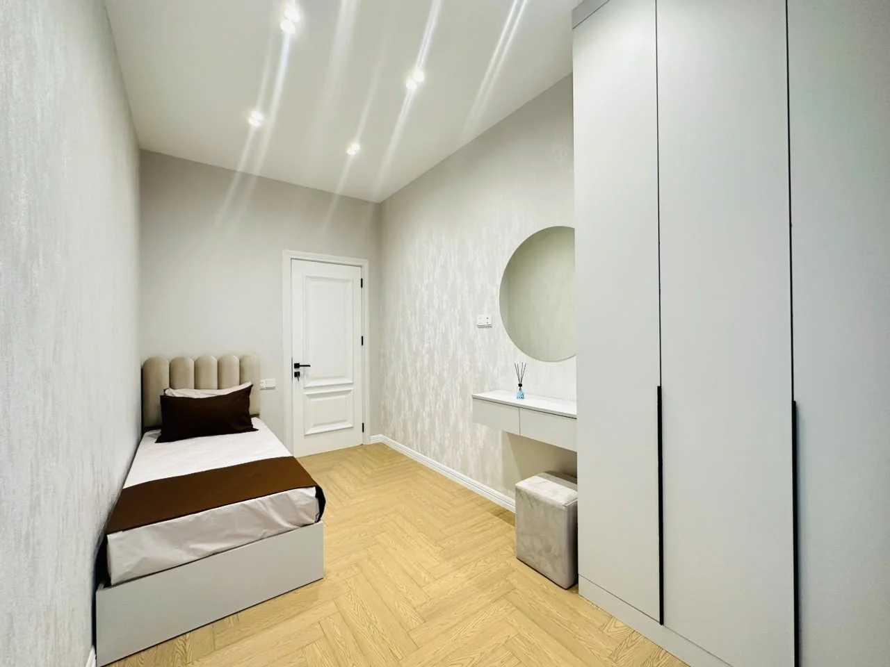 Satılır 4 otaqlı Mənzil 145 m² Nərimanov r. – şəkil 2