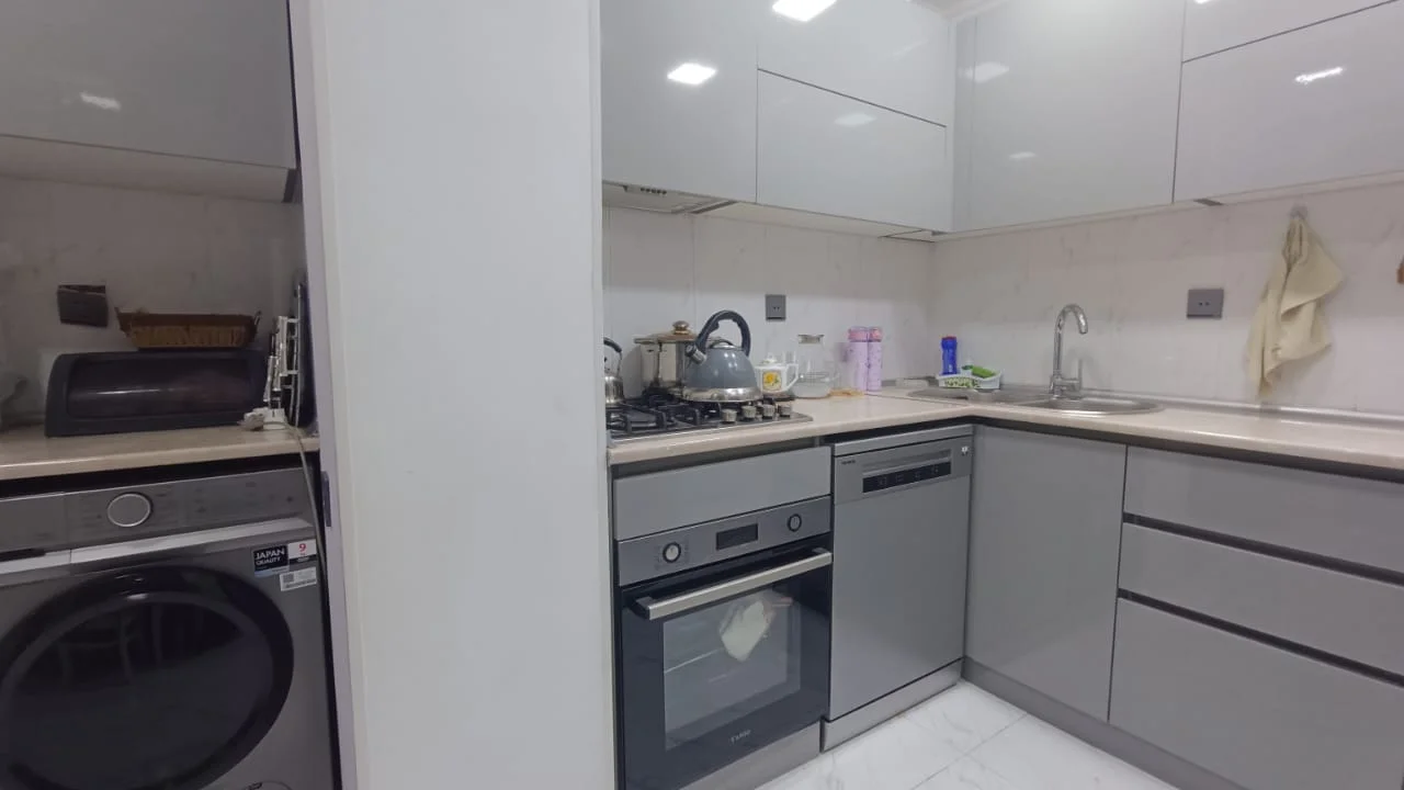 Продаётся 3-комнатная Квартира 104 m² Yasamal р-н Elmlər Akademiyası м. – şəkil 1