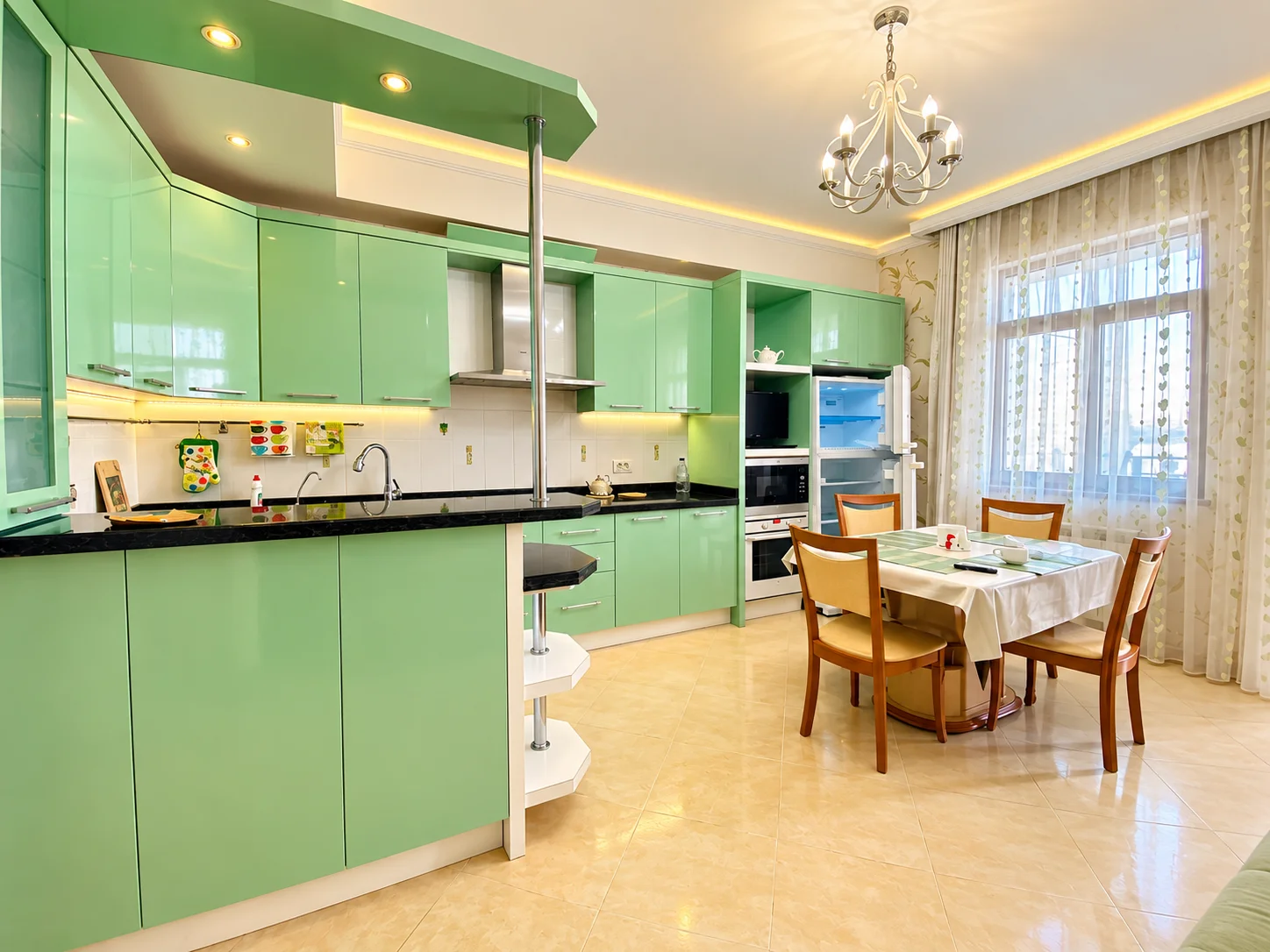 Kirayə 4 otaqlı Mənzil 230 m² Nəsimi r. – şəkil 8