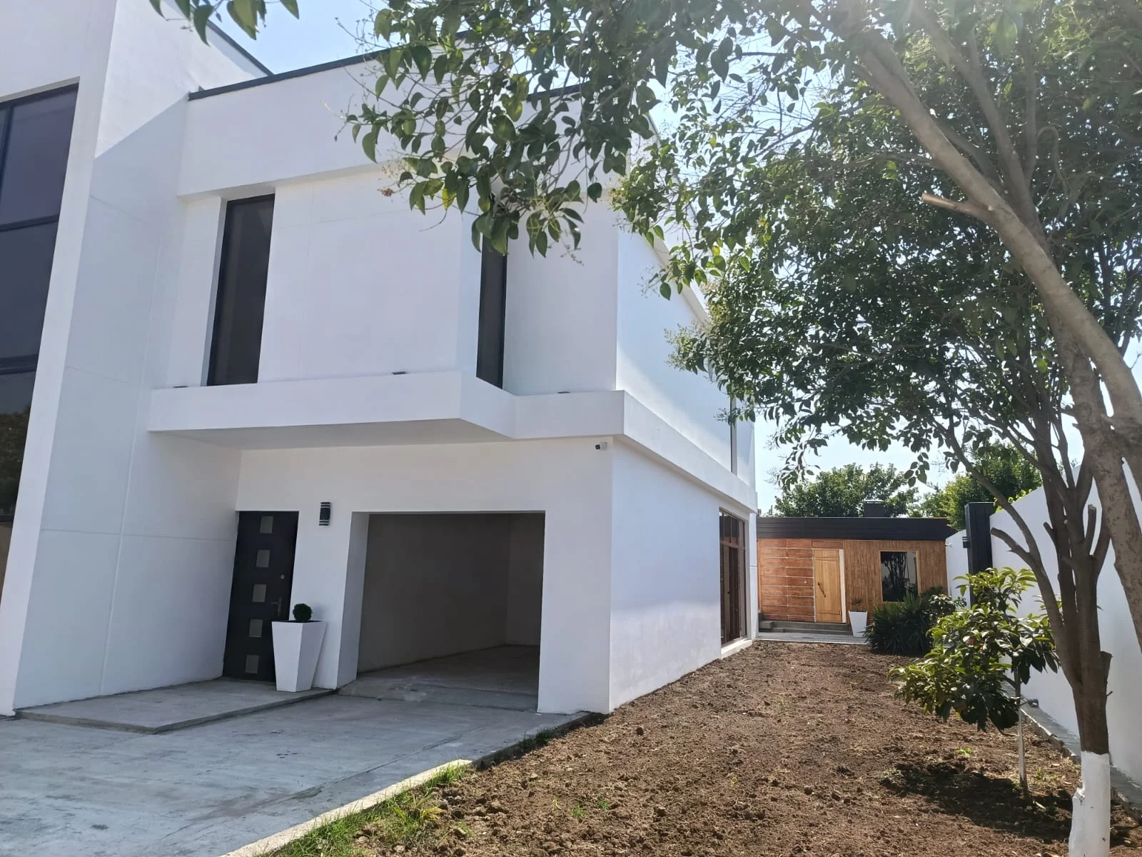 Şirvan şəhərinin mərkəzində villa