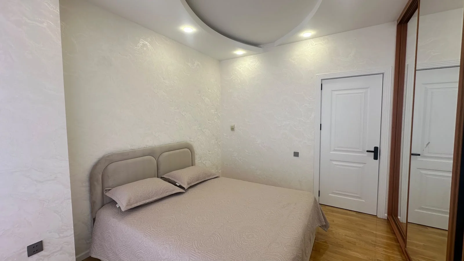 Kirayə 4 otaqlı Mənzil 170 m² Səbail r. Bayıl q. Sahil m. – şəkil 14