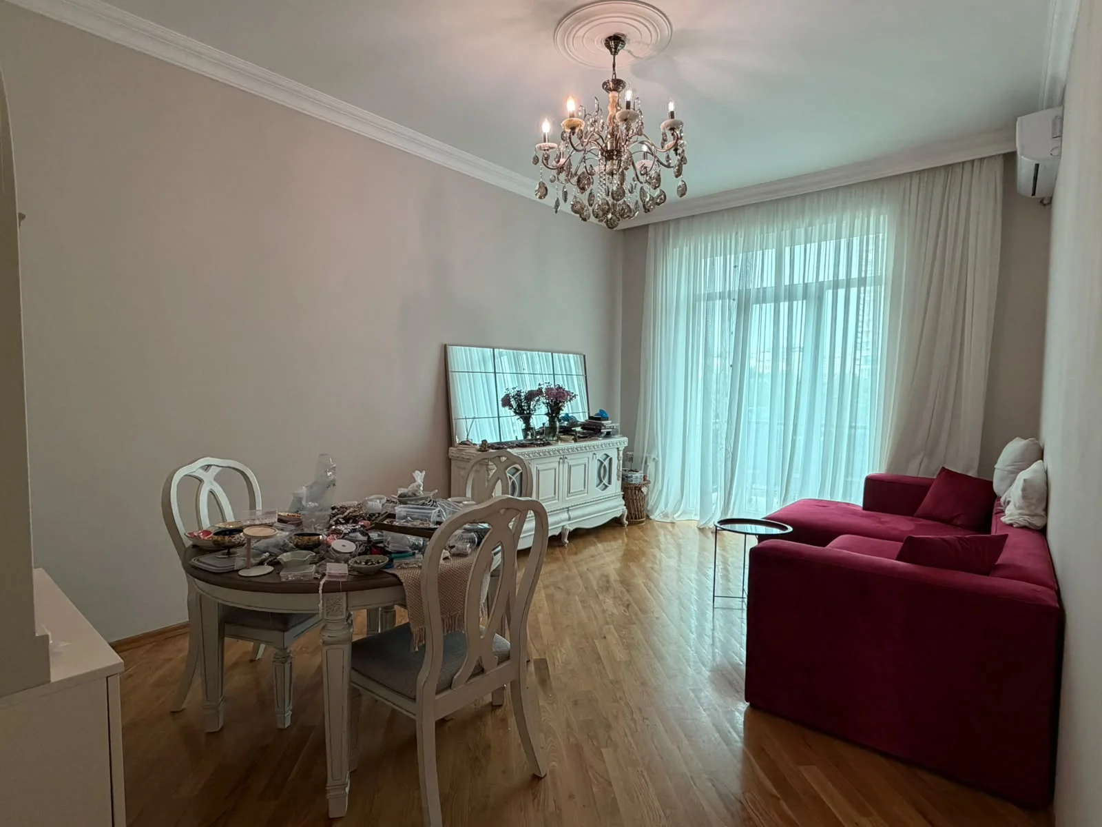Kirayə 3 otaqlı Mənzil 80 m² Yasamal r. Elmlər Akademiyası m. – şəkil 1