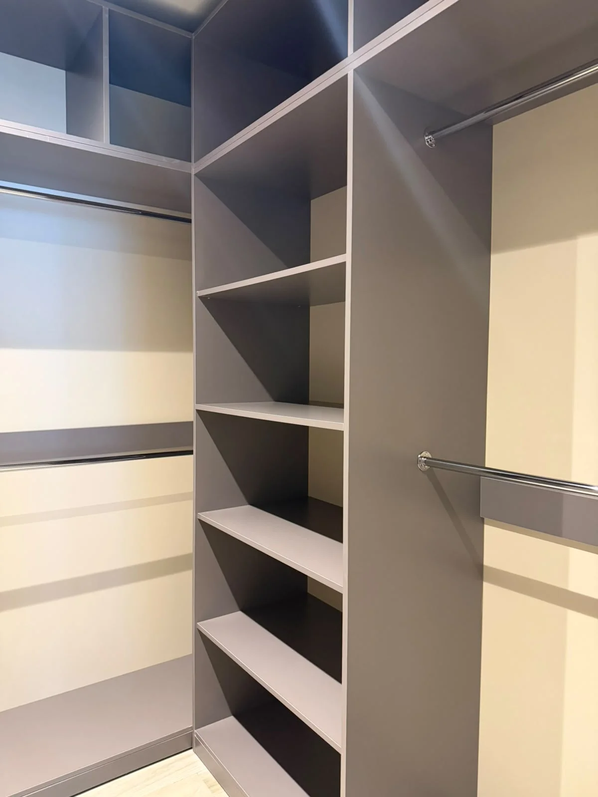 Kirayə 2 otaqlı Mənzil 97 m² Xətai r.