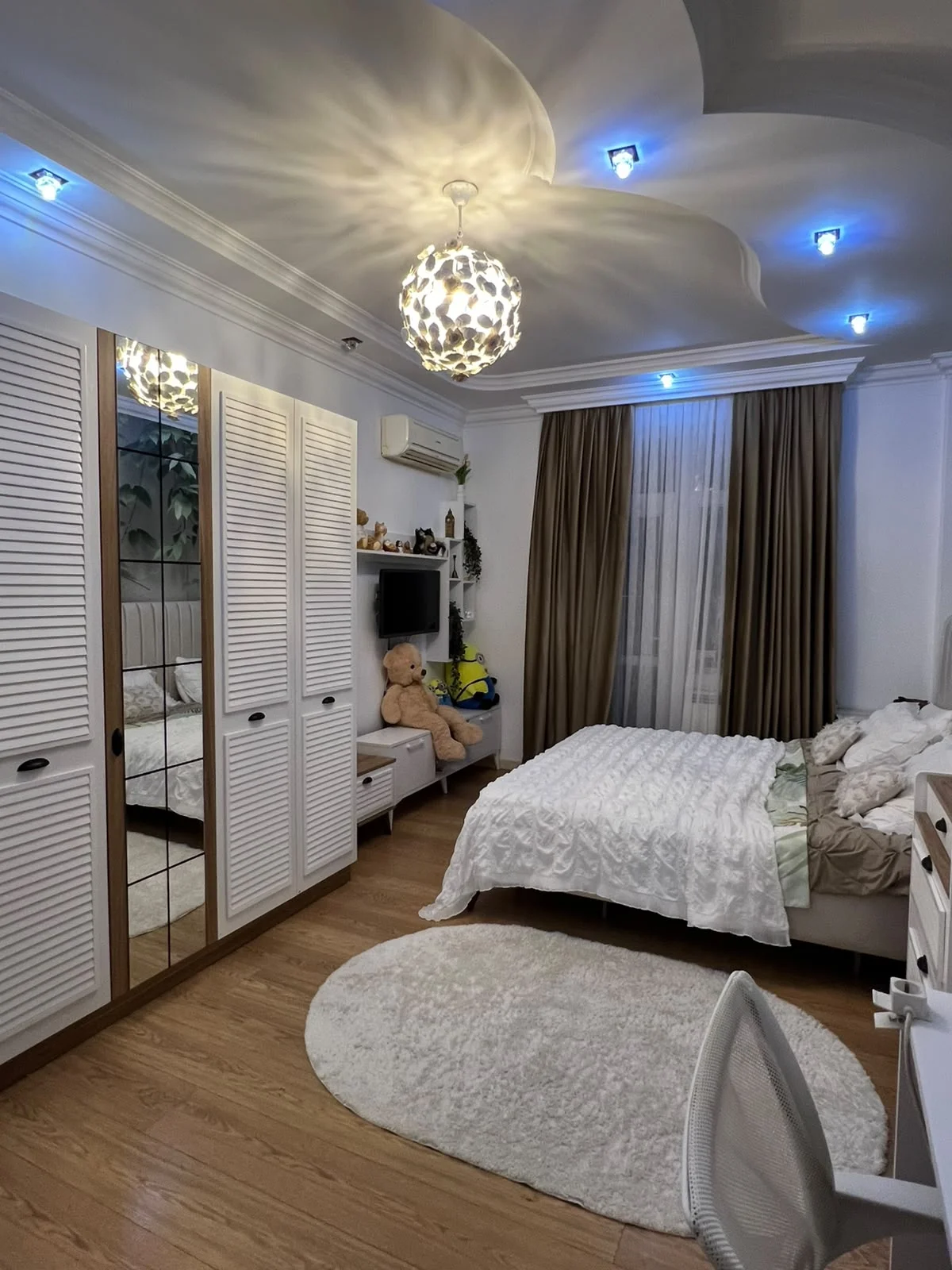 Satılır 4 otaqlı Mənzil 170 m² Xətai r.