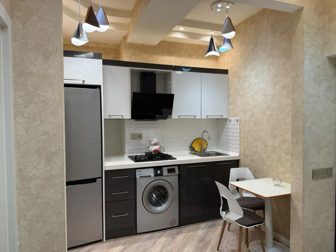 Kirayə 2 otaqlı Mənzil 65 m² Binəqədi r.