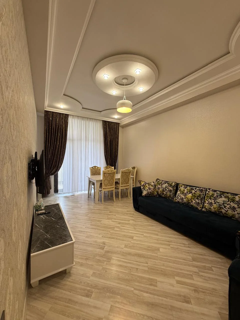 Kirayə 2 otaqlı Mənzil 75 m² Nərimanov r.
