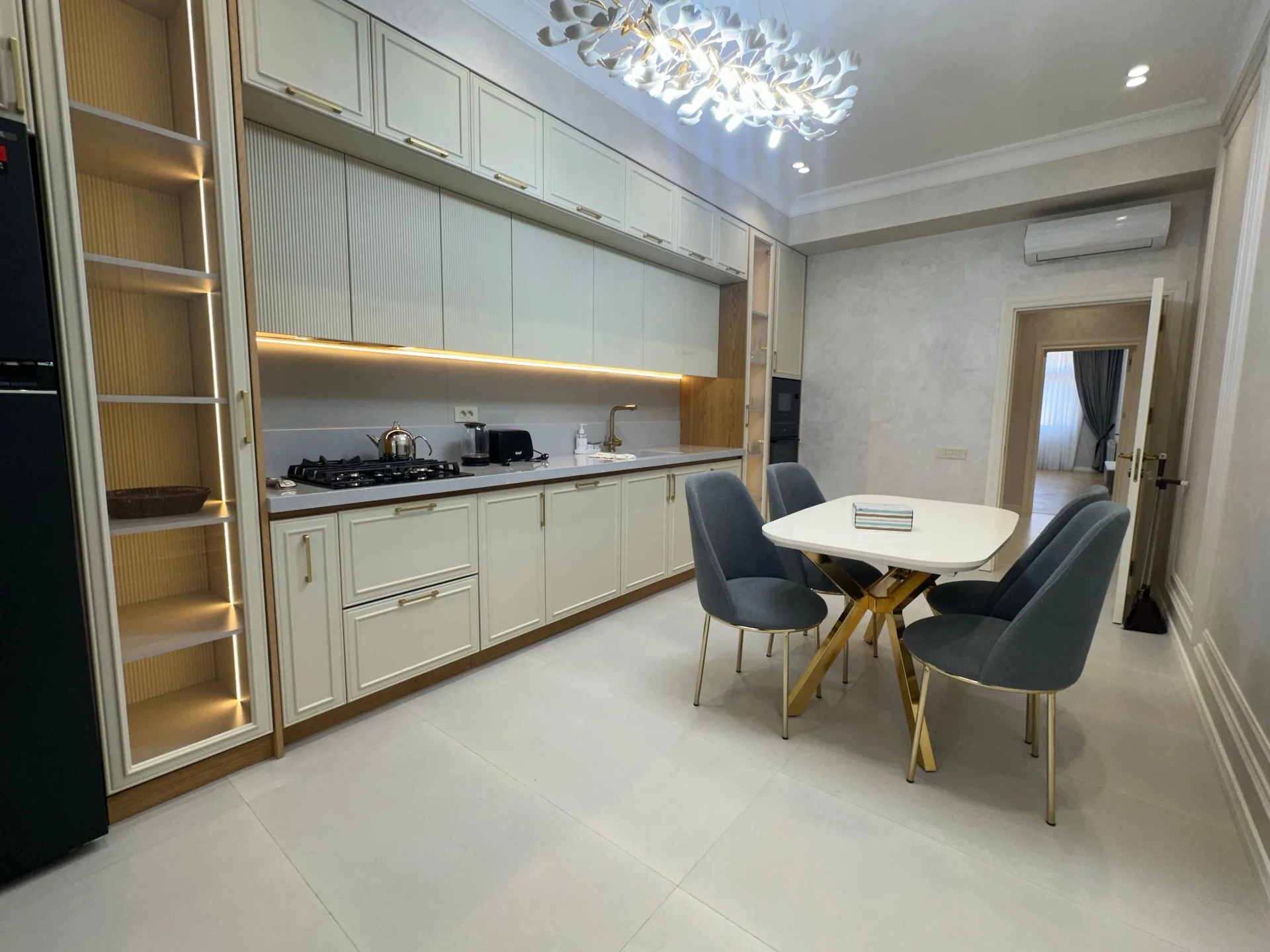 Kirayə 4 otaqlı Mənzil 180 m² Yasamal r. Nizami m. – şəkil 11