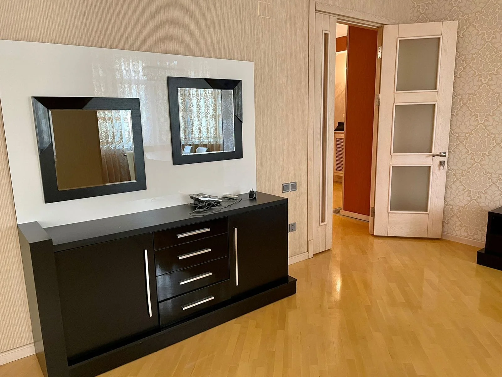Kirayə 2 otaqlı Mənzil 130 m² Nərimanov r. – şəkil 6
