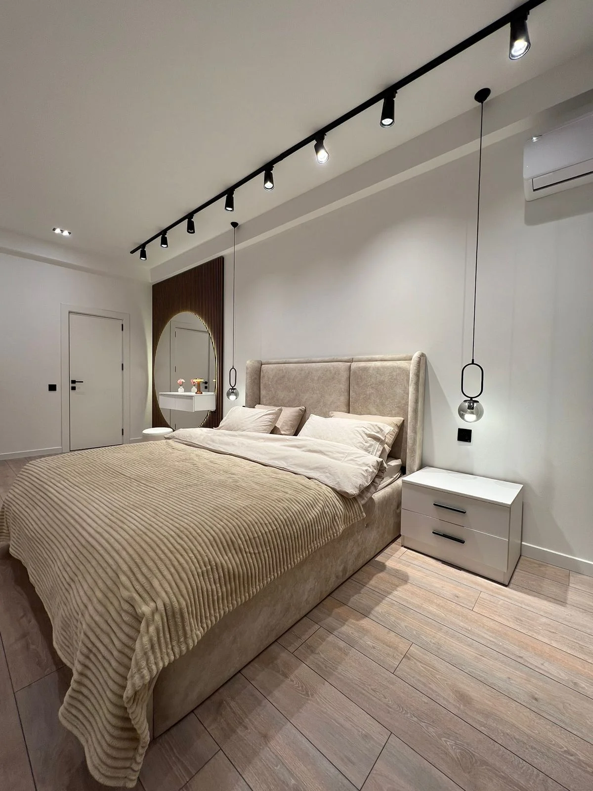 Kirayə 3 otaqlı Mənzil 95 m² Xətai r.