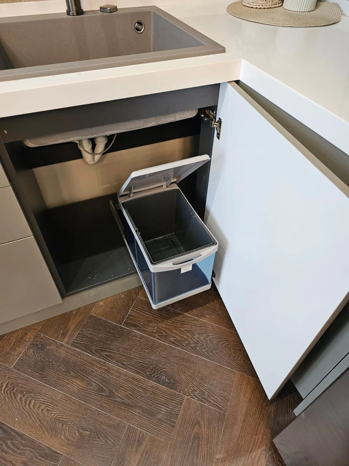 Kirayə 2 otaqlı Mənzil 68 m² Xətai r.