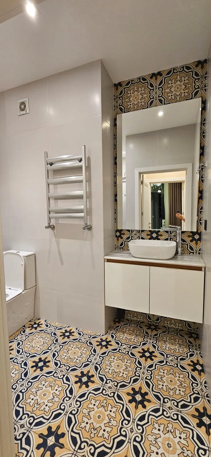 Kirayə 2 otaqlı Mənzil 80 m² Nəsimi r.