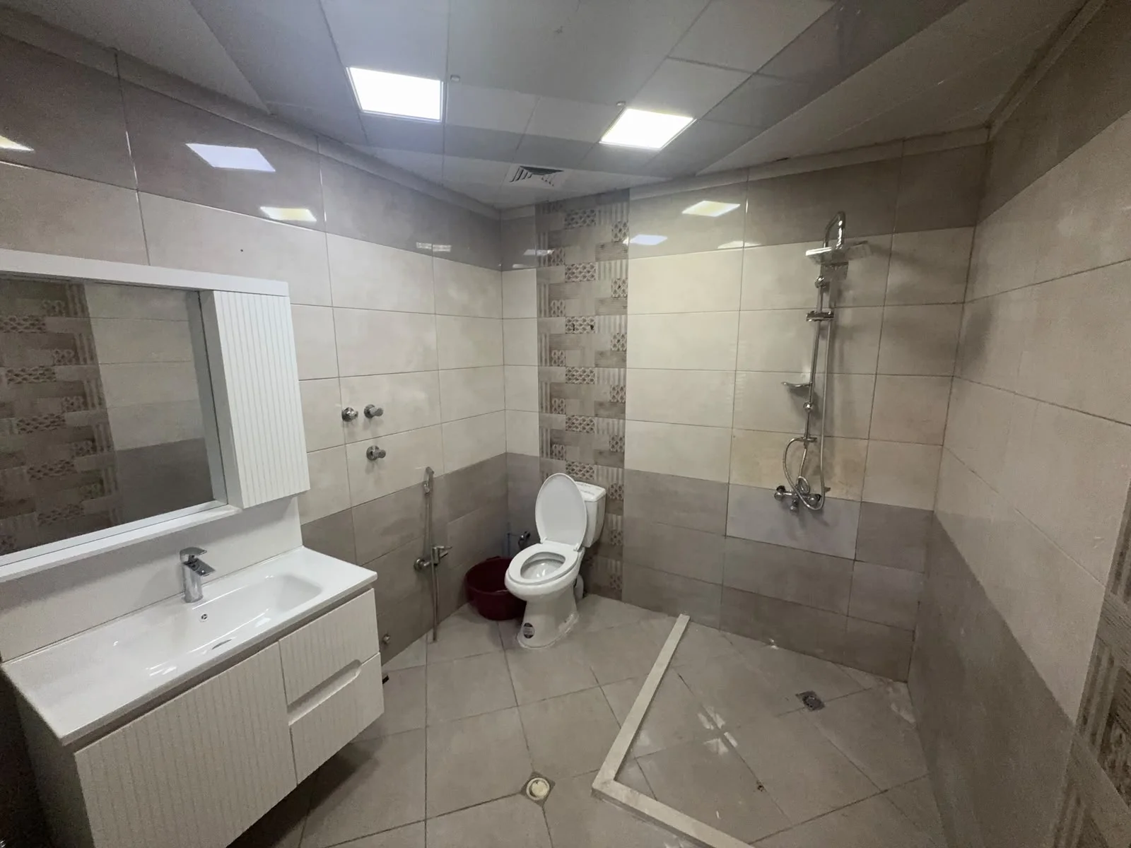 Kirayə 3 otaqlı Mənzil 130 m² Nərimanov r. Nərimanov m. – şəkil 12