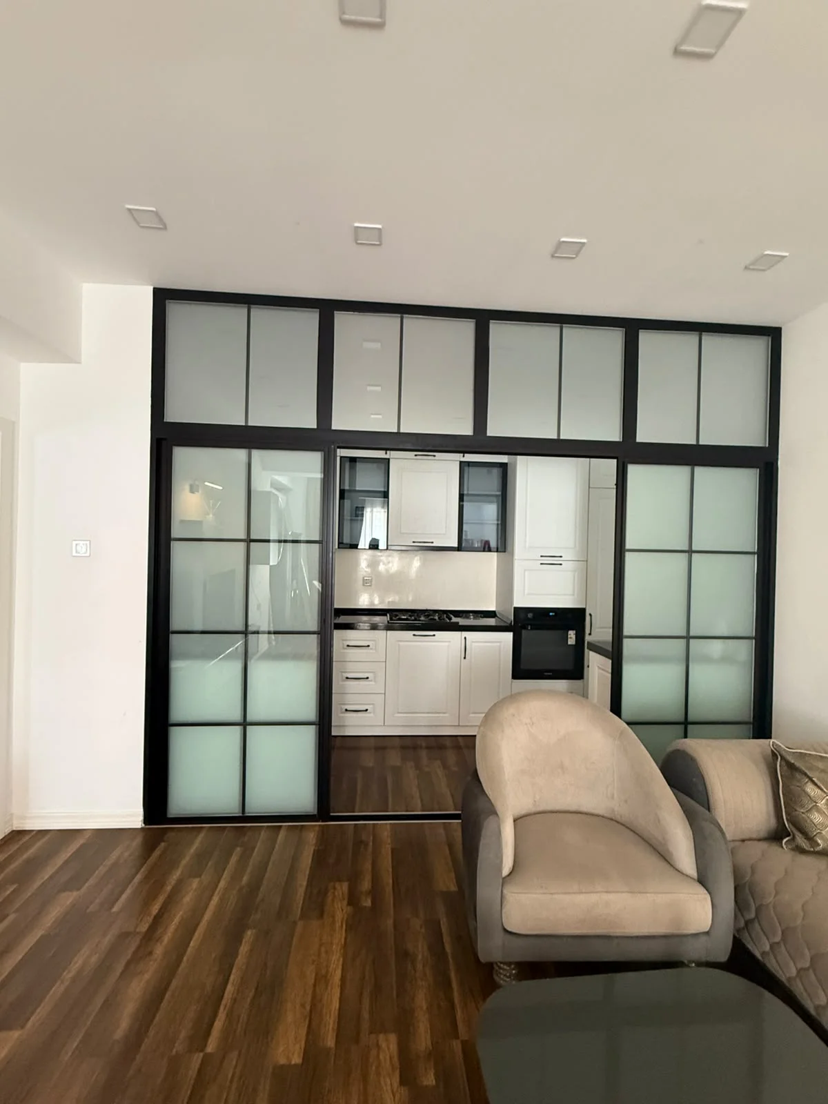 Kirayə 3 otaqlı Mənzil 97 m² Xətai r.