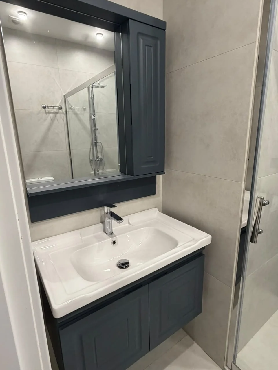 Kirayə 3 otaqlı Mənzil 158 m² Xətai r.