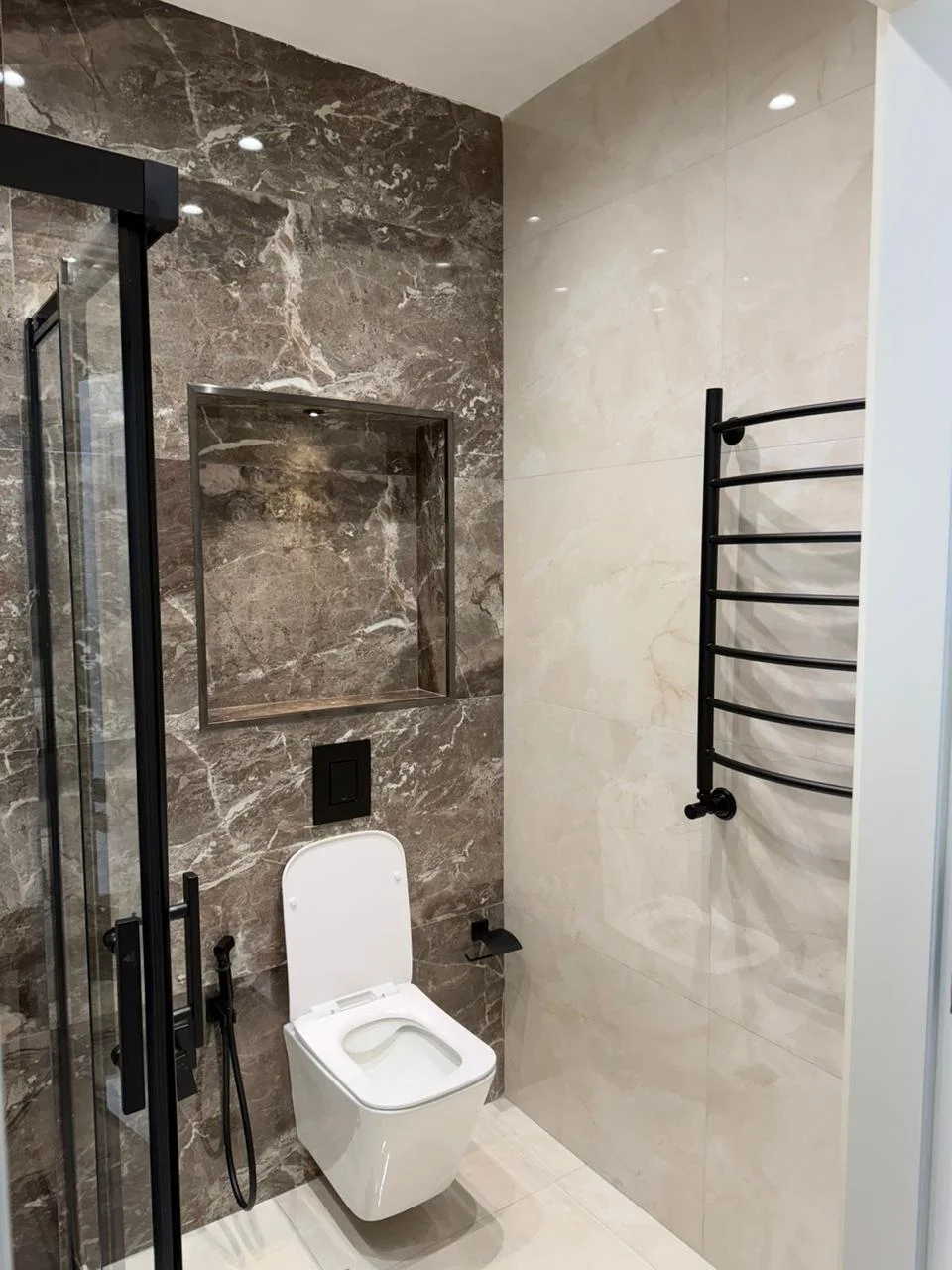Kirayə 3 otaqlı Mənzil 165 m² Yasamal r.