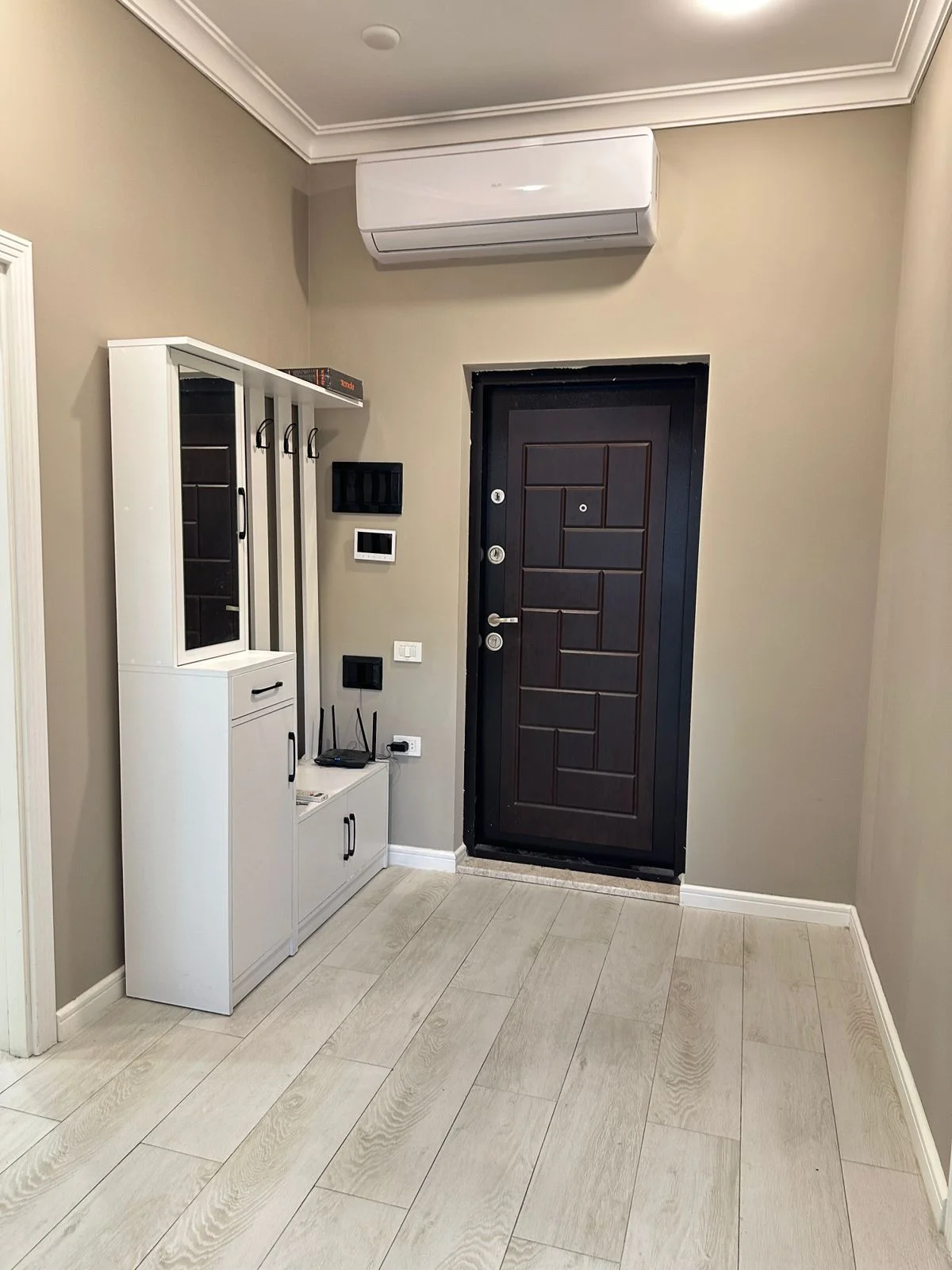 Kirayə 2 otaqlı Mənzil 77 m² Nərimanov r.