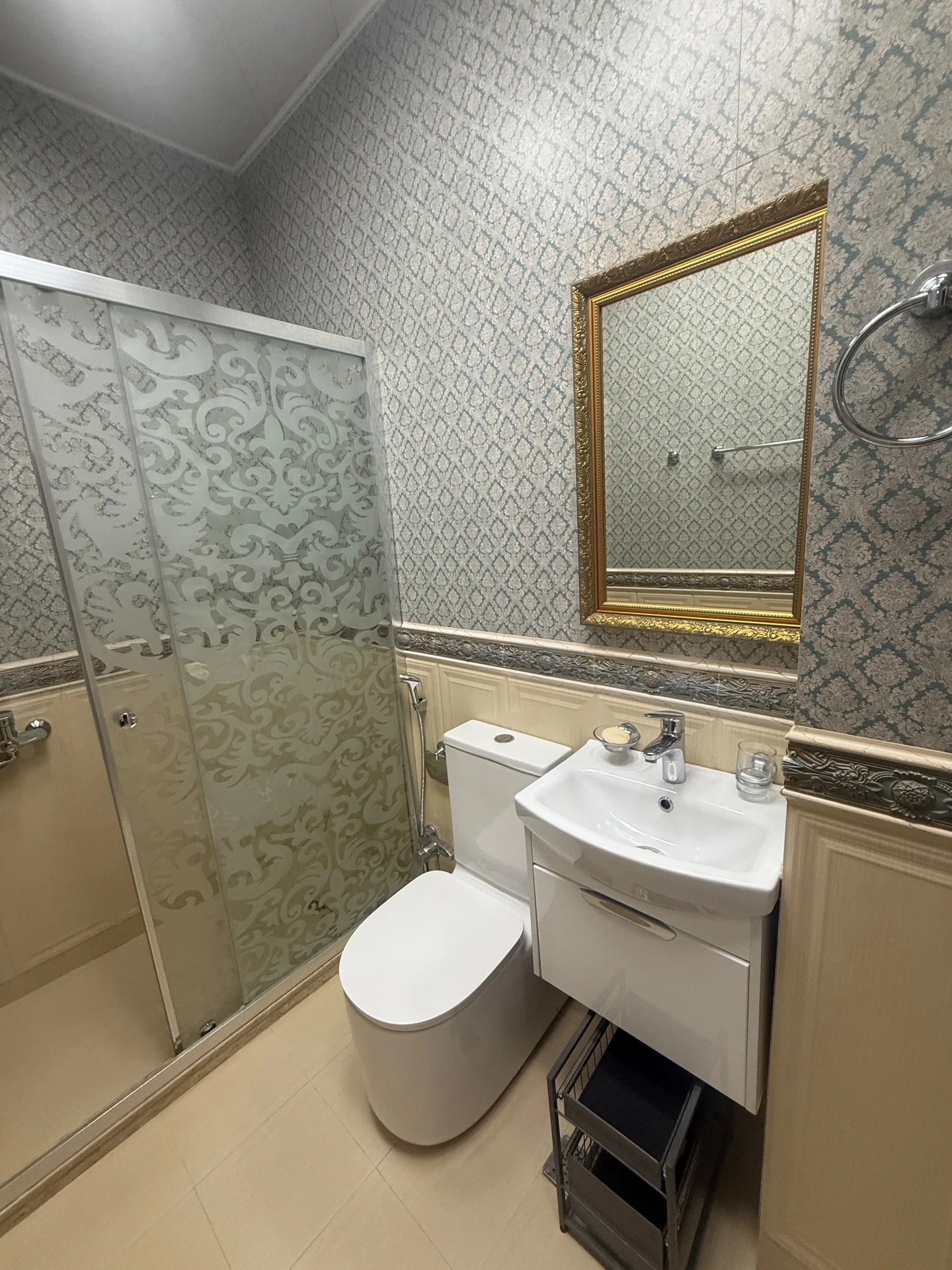 Kirayə 4 otaqlı Mənzil 180 m² Nəsimi r. – şəkil 7