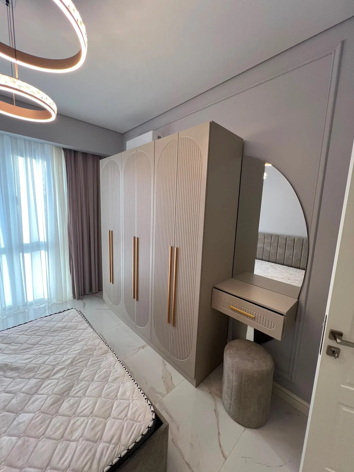 Kirayə 3 otaqlı Mənzil 95 m² Nərimanov r.
