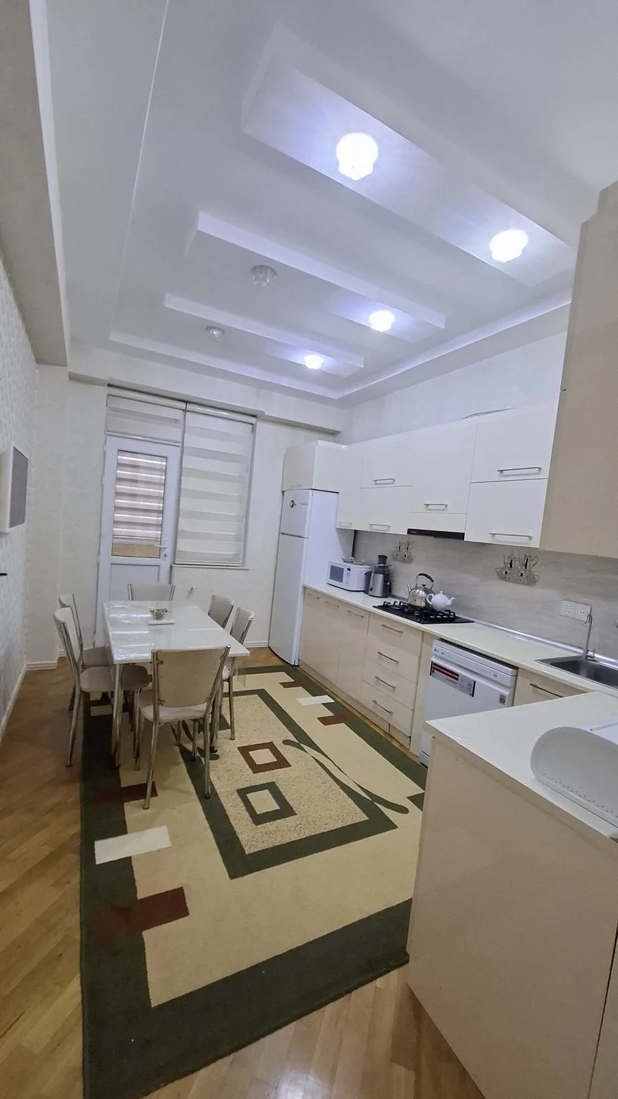 Kirayə 3 otaqlı Mənzil 120 m² Nizami r. – şəkil 8