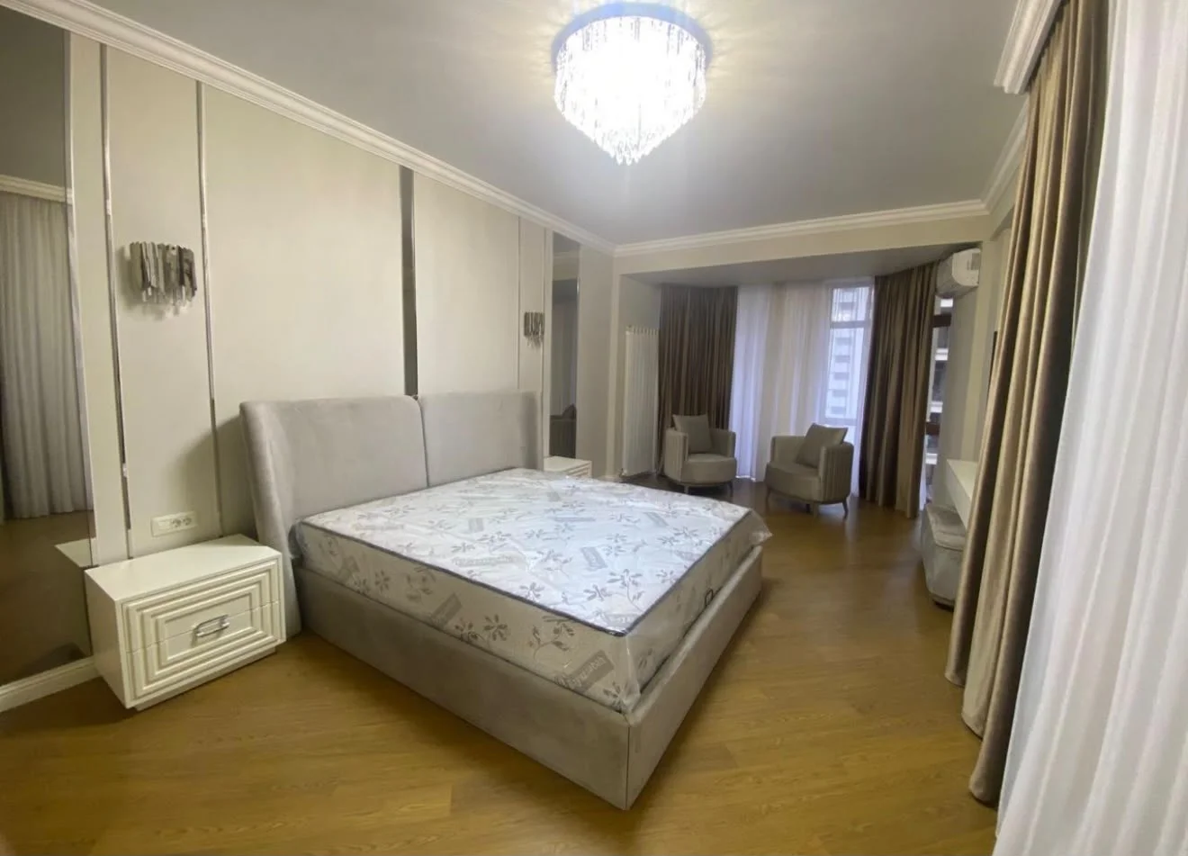 Kirayə 3 otaqlı Mənzil 180 m² Səbail r. – şəkil 6