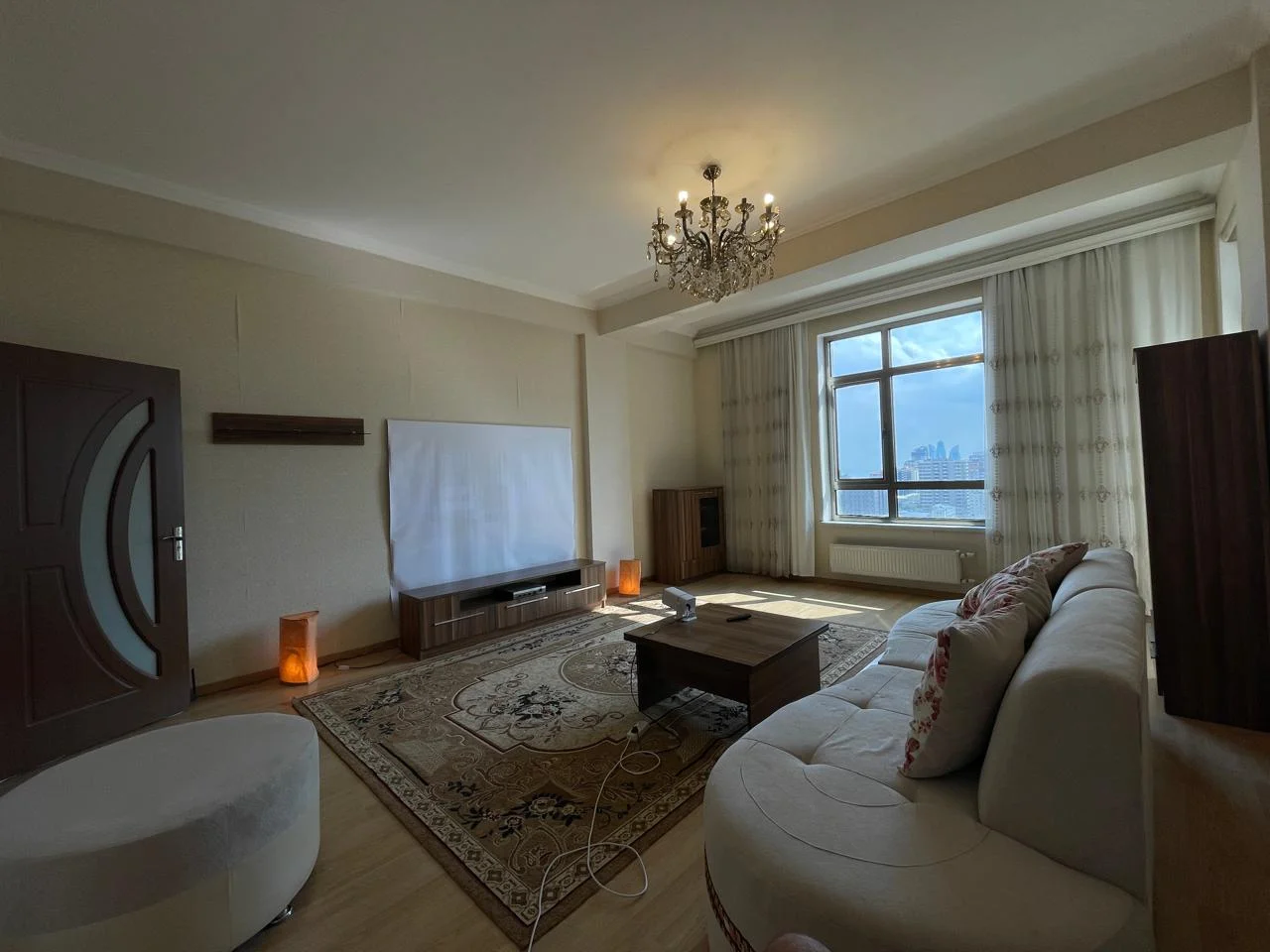 Kirayə 2 otaqlı Mənzil 95 m² Yasamal r. Elmlər Akademiyası m. – şəkil 5