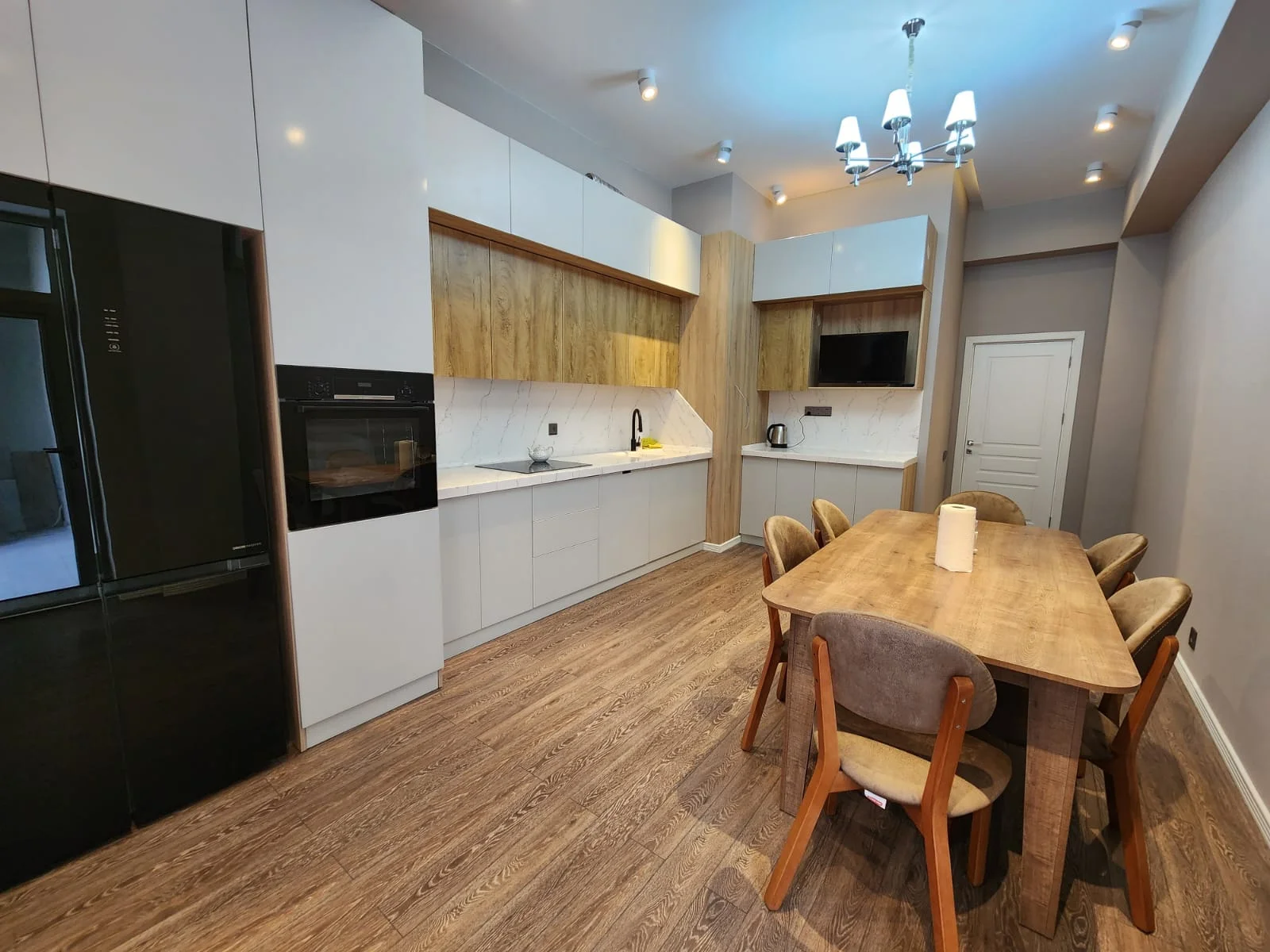 Kirayə 3 otaqlı Mənzil 145 m² Xətai r. Ağ şəhər q. – şəkil 7