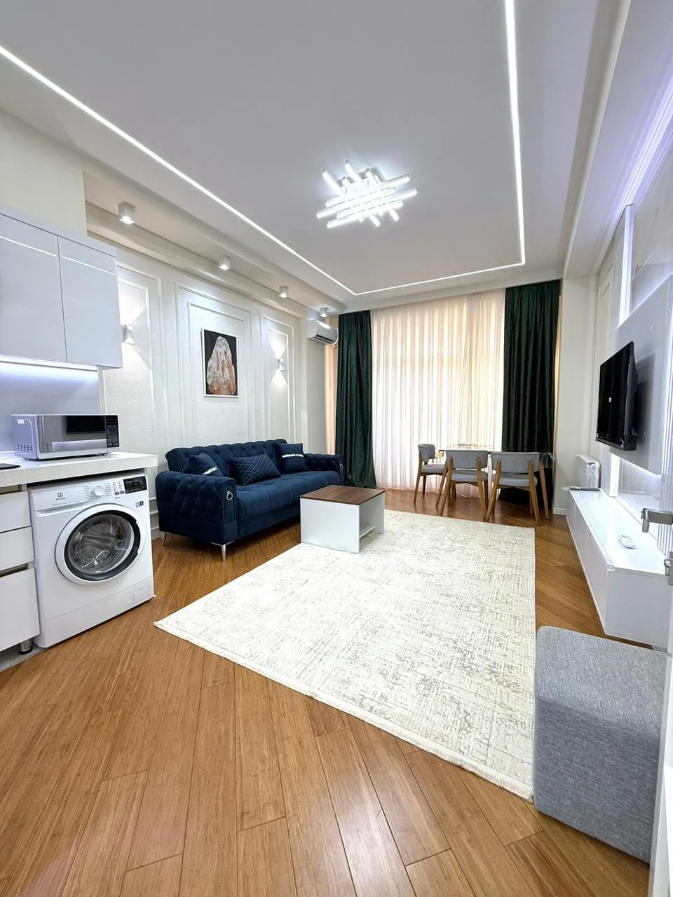 Kirayə 2 otaqlı Mənzil 77 m² Nərimanov r.