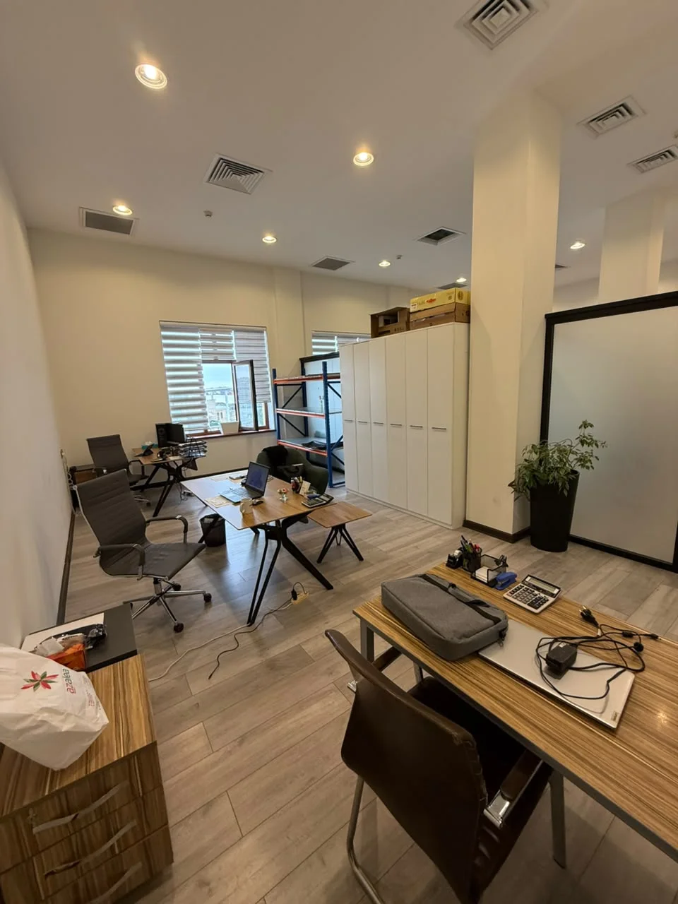 Kirayə 3 otaqlı Ofis 80 m² Nərimanov r. Gənclik m. – şəkil 5