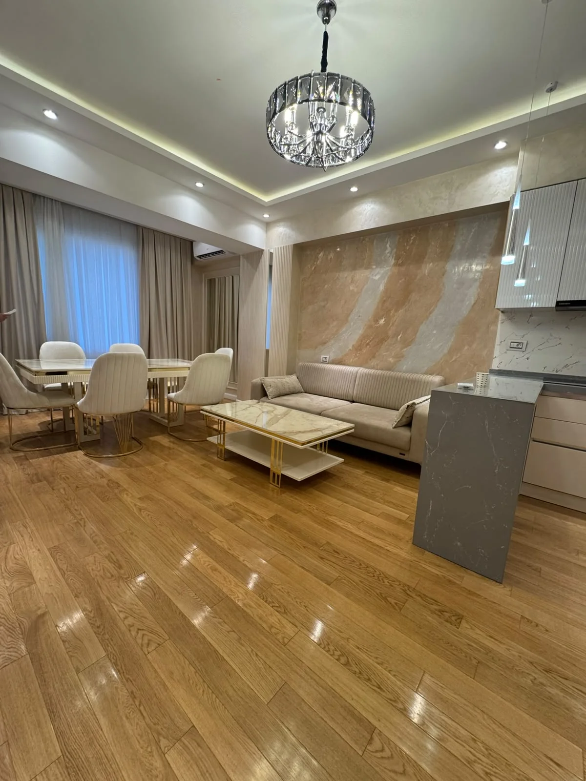 ZİRVƏ YAŞAYIŞ KOMPLEKSİ