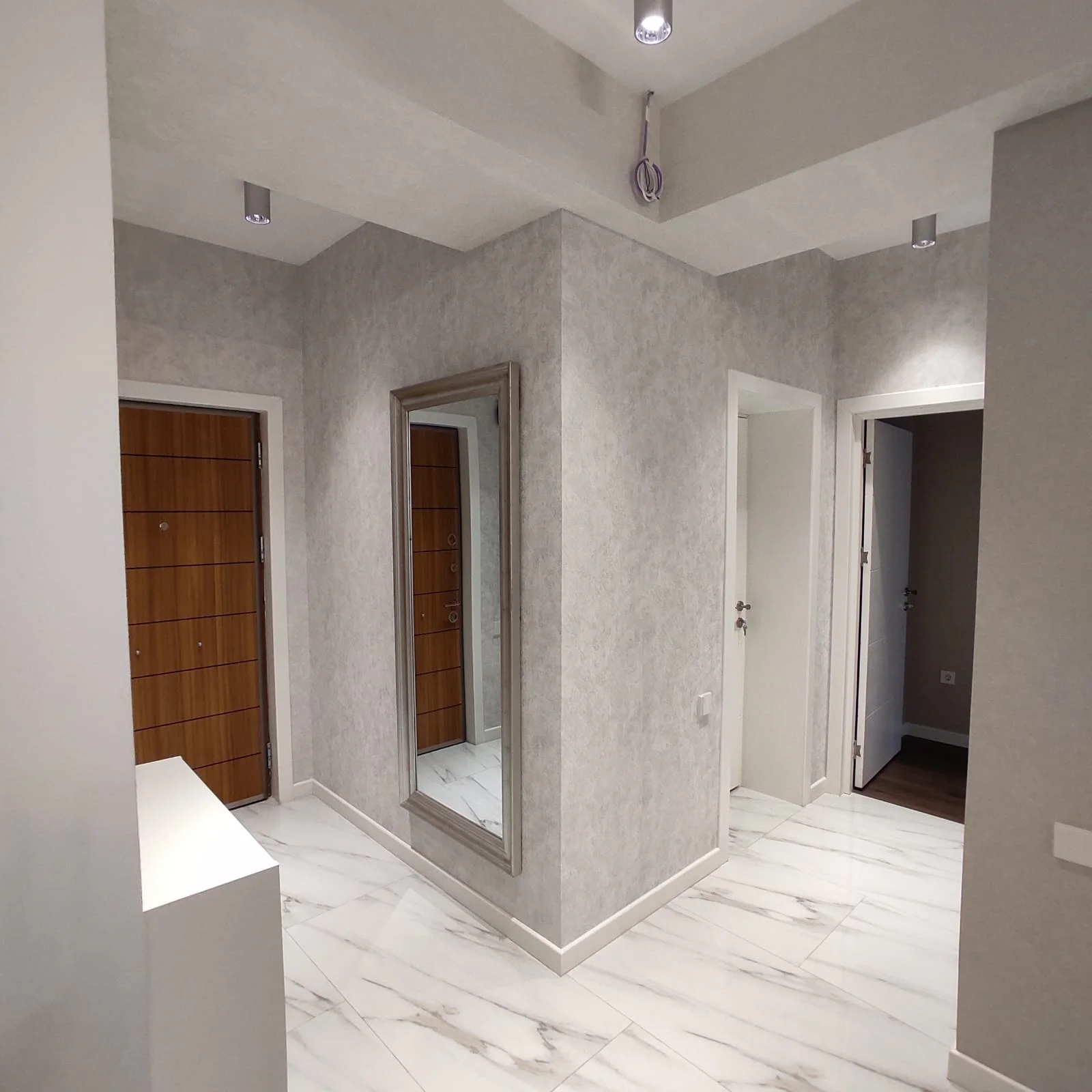 Kirayə 2 otaqlı Mənzil 70 m² Nəsimi r.