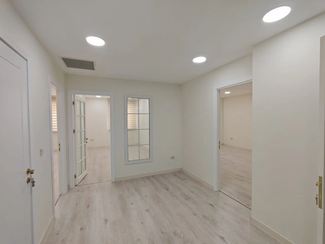Kirayə 3 otaqlı Ofis 153 m² Xətai r. Şah İsmayıl Xətai m. – şəkil 4