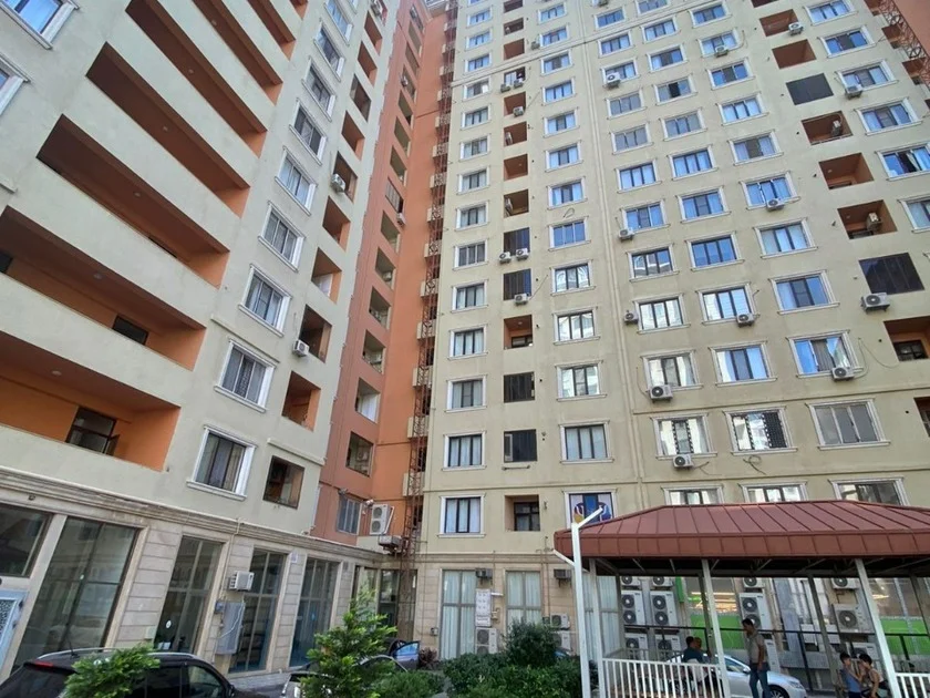 Satılır 3 otaqlı Mənzil 96 m² Yasamal r. – şəkil 1
