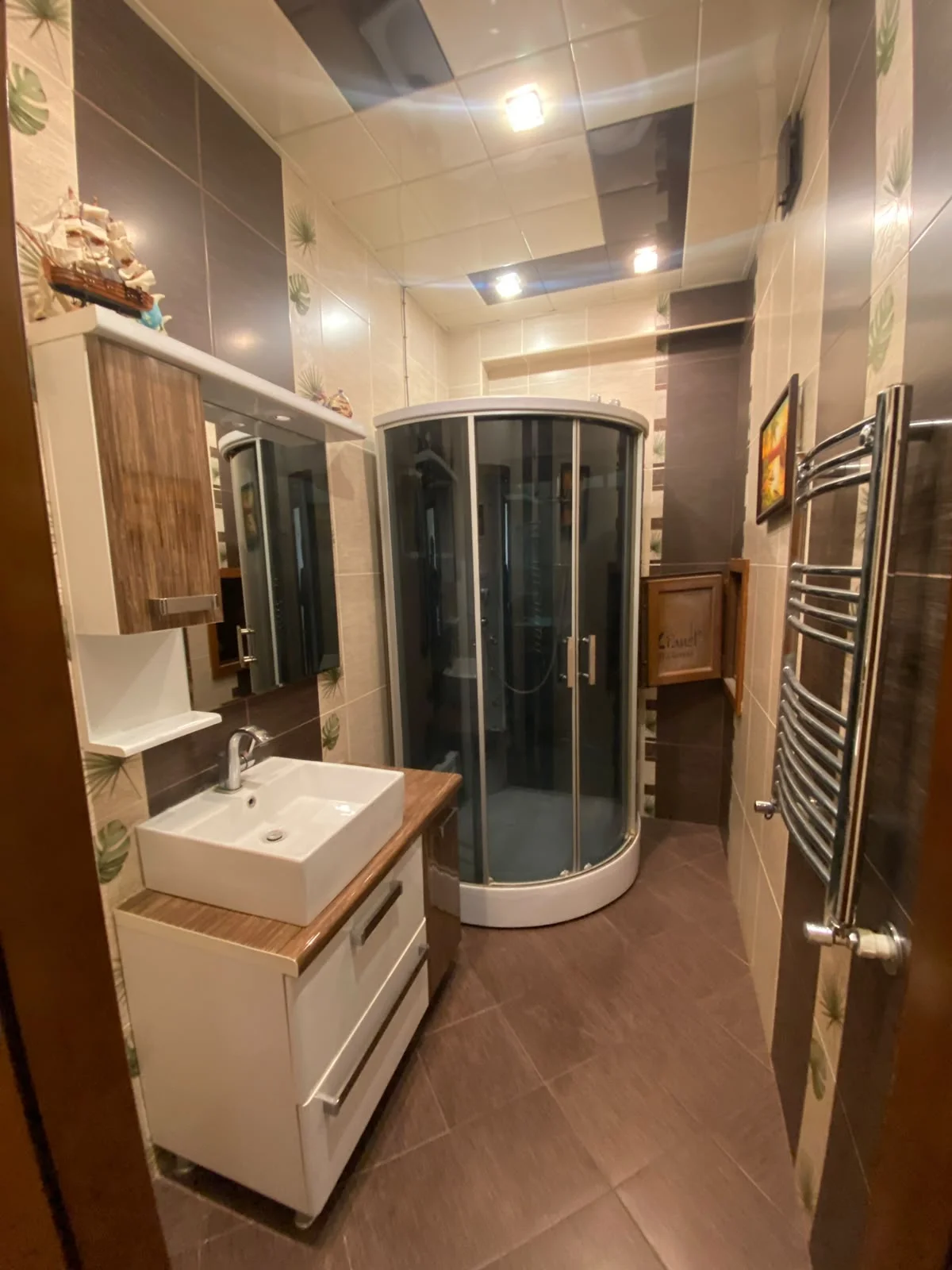 Kirayə 3 otaqlı Mənzil 140 m² Nizami r.