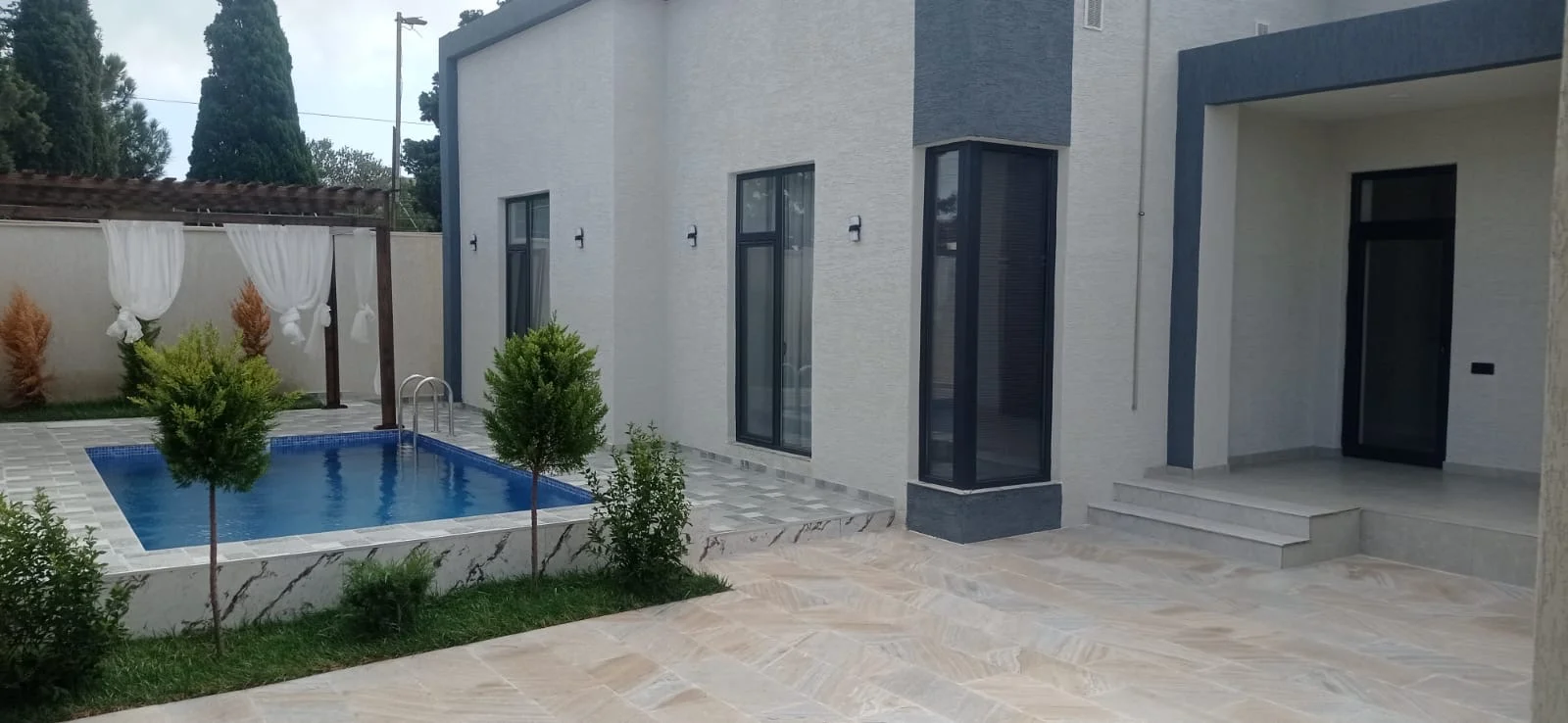 Satılır 4 otaqlı Həyət evi / Bağ evi 160 m² Xəzər r.