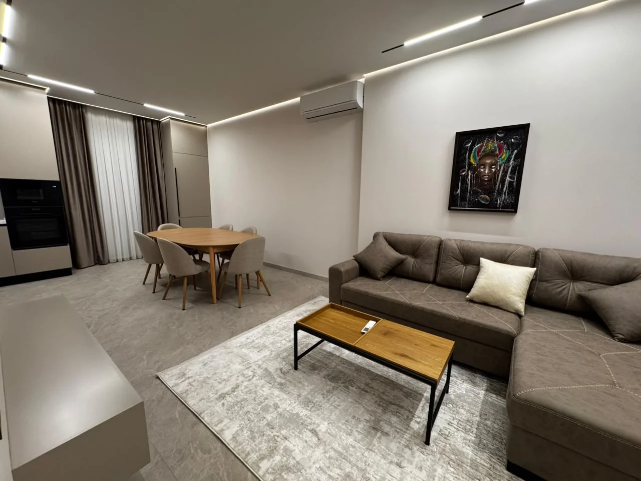 Kirayə 3 otaqlı Mənzil 97 m² Nəsimi r.