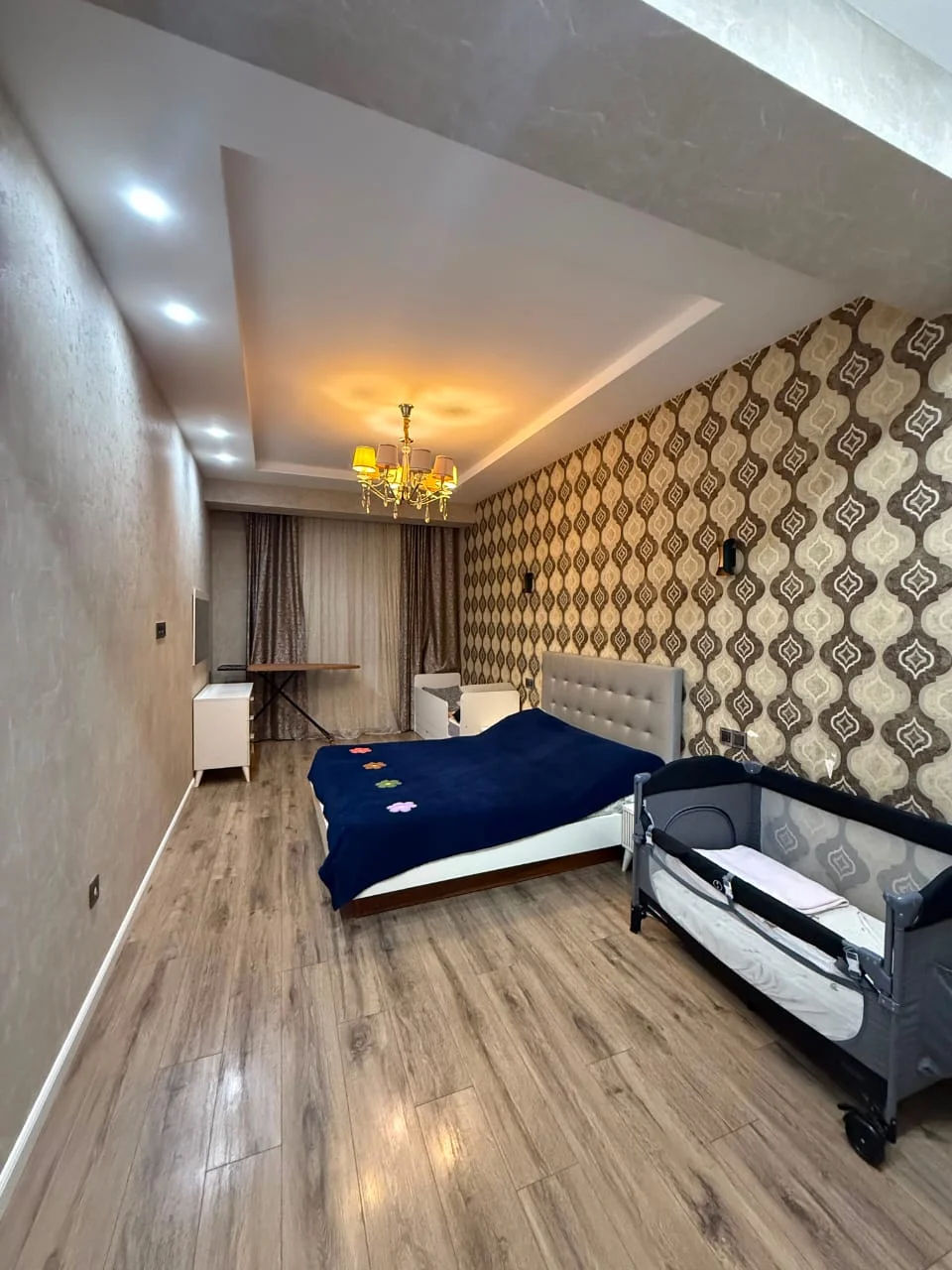 Kirayə 2 otaqlı Mənzil 100 m² Nəsimi r.
