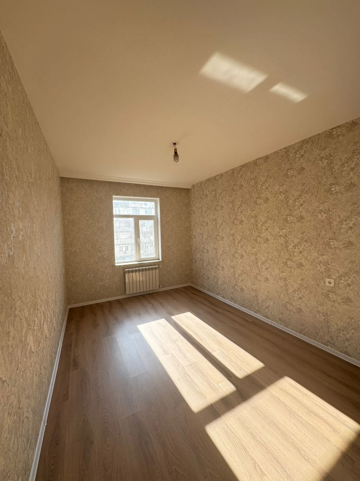 Satılır 3 otaqlı Mənzil 76 m² Bakı