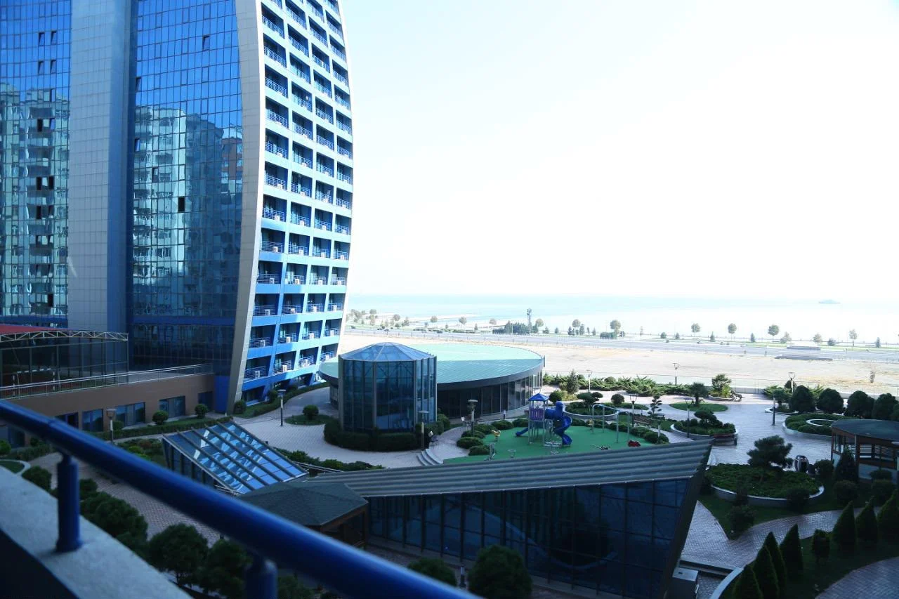 Kirayə 4 otaqlı Mənzil 270 m² Xətai r.