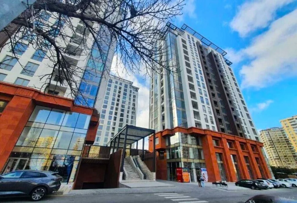 Kirayə 4 otaqlı Mənzil 165 m² Yasamal r.