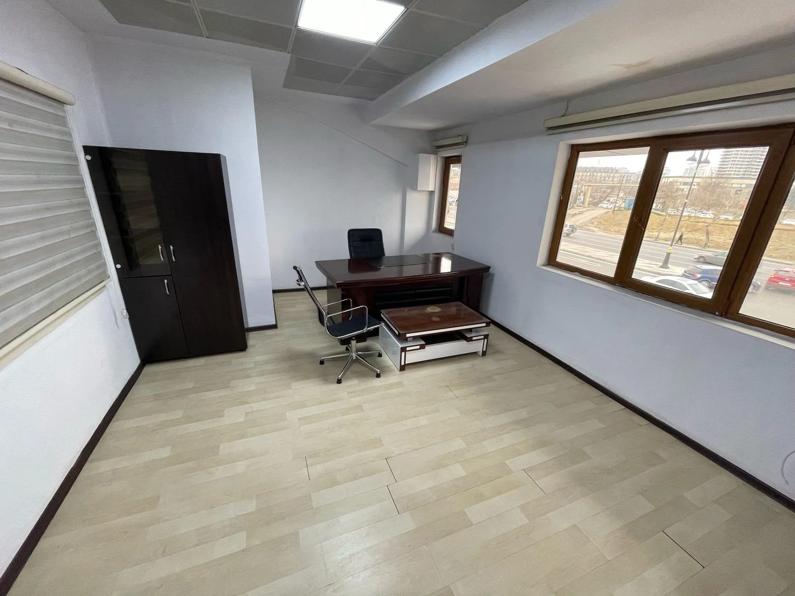Kirayə 5 otaqlı Ofis 200 m² Xətai r.